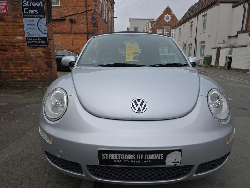 VOLKSWAGEN BEETLE