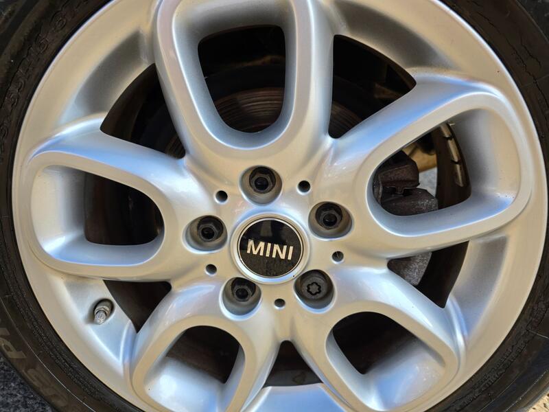 MINI HATCH